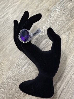 Ring Amethyst and Simulates Sterling Silver Size 7-NWT